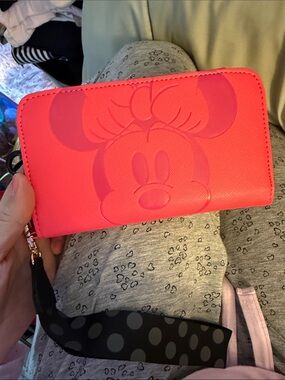 Pink Minnie Mouse Wristlet